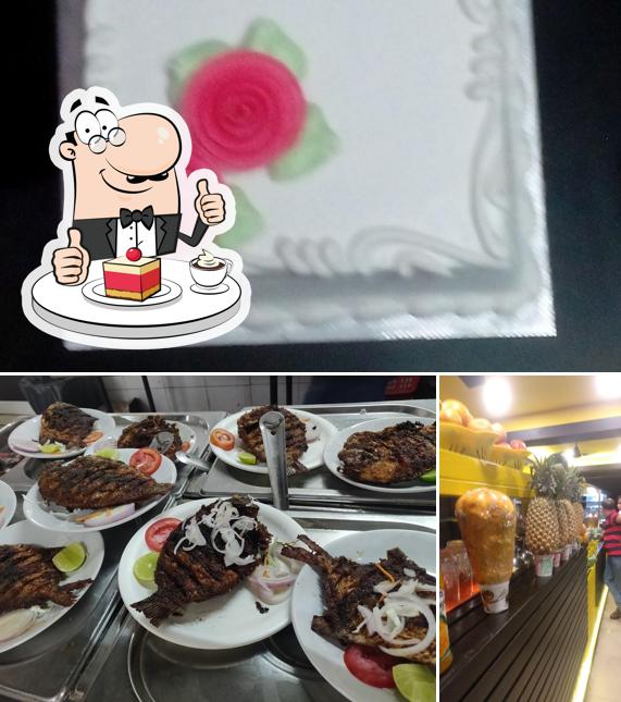 Thaff Delicacy Restaurant offers a selection of desserts