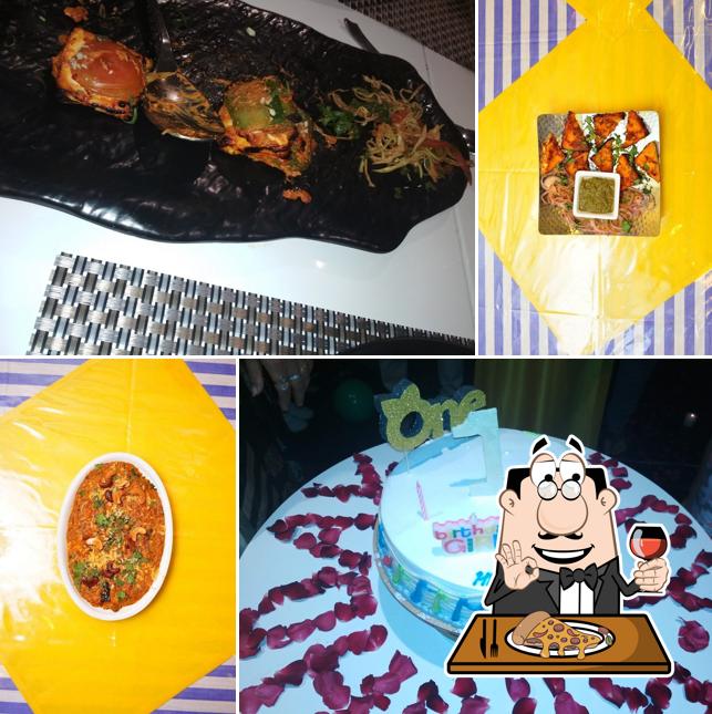 Try out various kinds of pizza