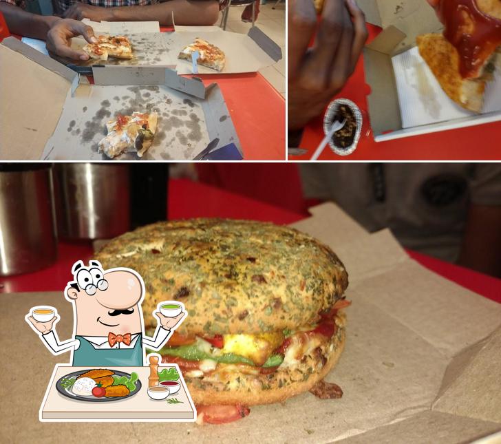 Food at Domino's Pizza Sector 11, Gandhinagar