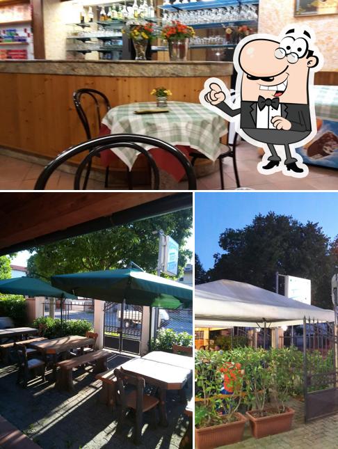 Pizzeria Ristorante Thailandese Tico Tico Pizza & Thai si caratterizza per la esterno e interni