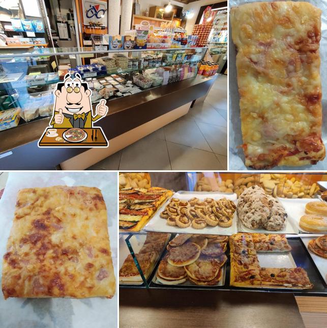 A Panetteria Bozzola di A. Bozzola & C. S.N.C., puoi assaggiare una bella pizza