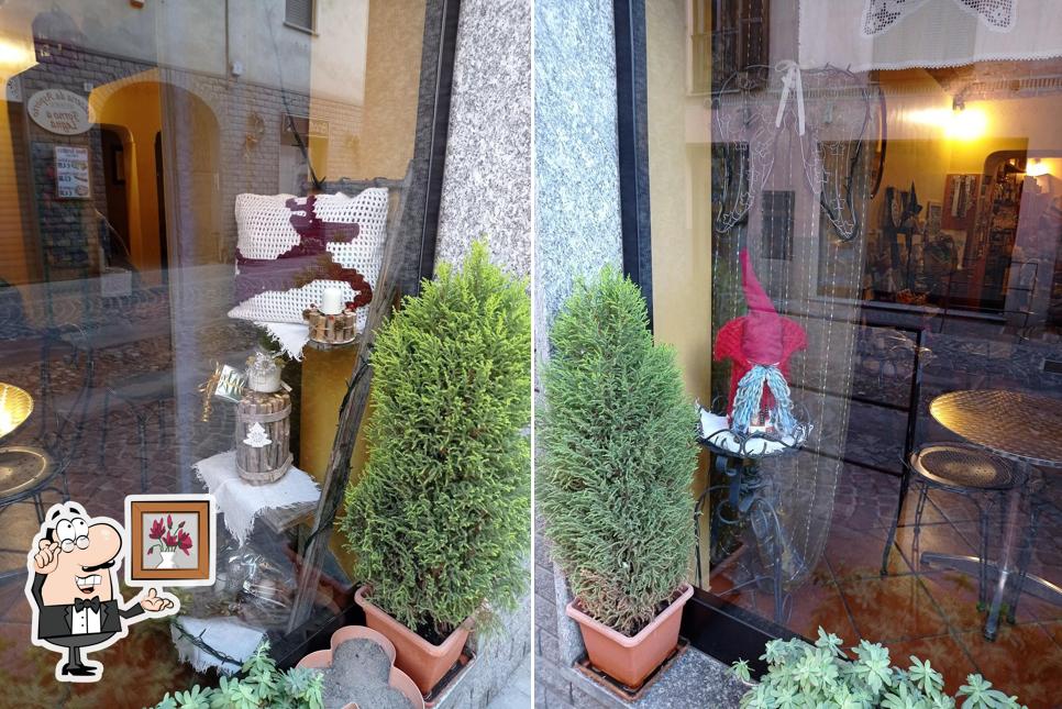 Siediti a un tavolo di Torrefazione Rio Caffe' Di Bassini Antonella