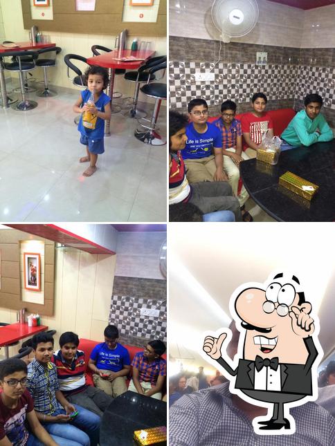 Check out how Big Bite Fast Food Corner Banga looks inside