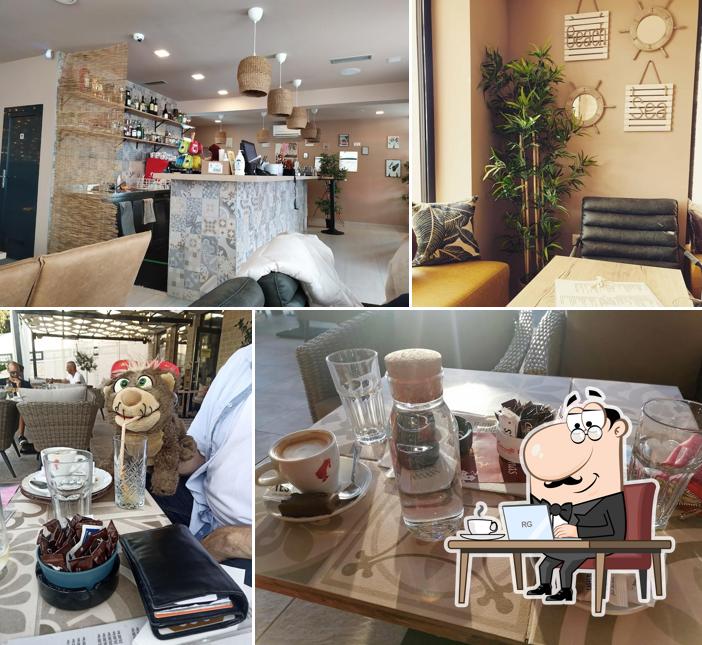 Gli interni di Caffe bar YES