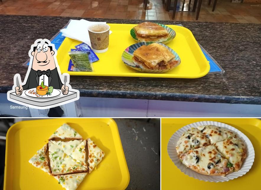 Food at Jay bhavani vadapav(CAFE&SNACKS)