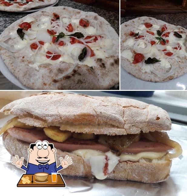 Cibo al Pizzeria Paluna Di Figus E