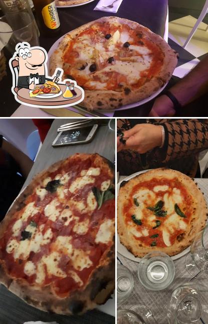 Scegli una pizza a Re Mida Ristorante Bar Pizzeria