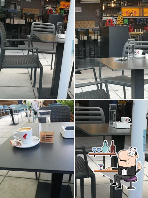 Gli interni di Roth Caffe