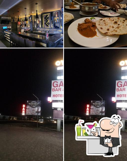 Gazeebo Family Restaurant & Bar