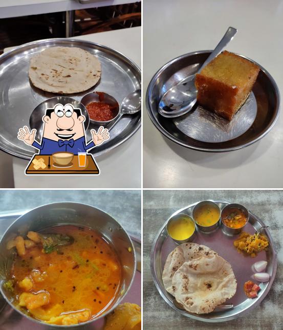 Clam chowder at Sharma Bhojnalaya