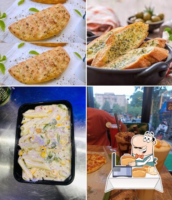 White Hart Pizza - Best Pizza Cafe in Indirapuram/Pizza in indirapuram/Burger in indirapuram/Garlic bread/Kitty party/