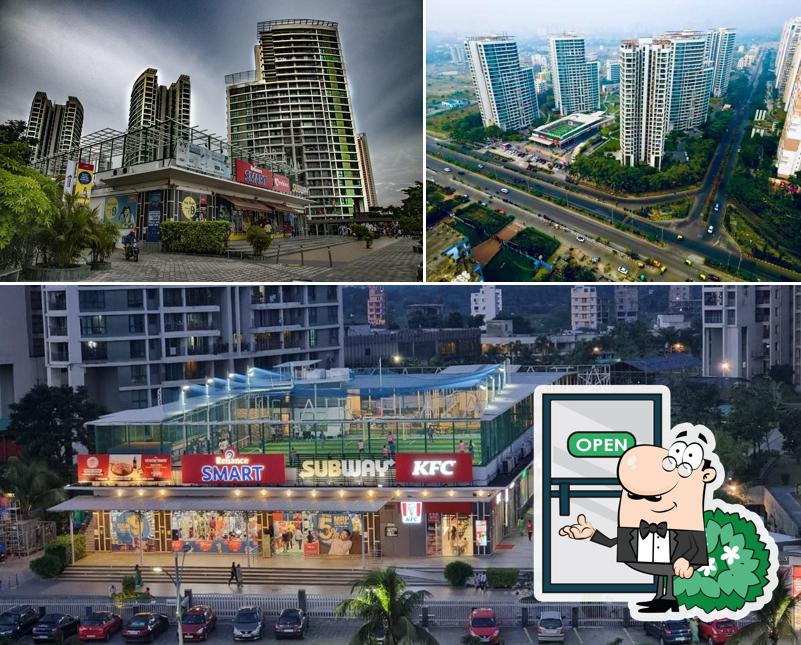 Check out how Rosedale Plaza looks outside