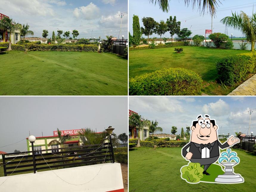 Hotel Picnic Garden