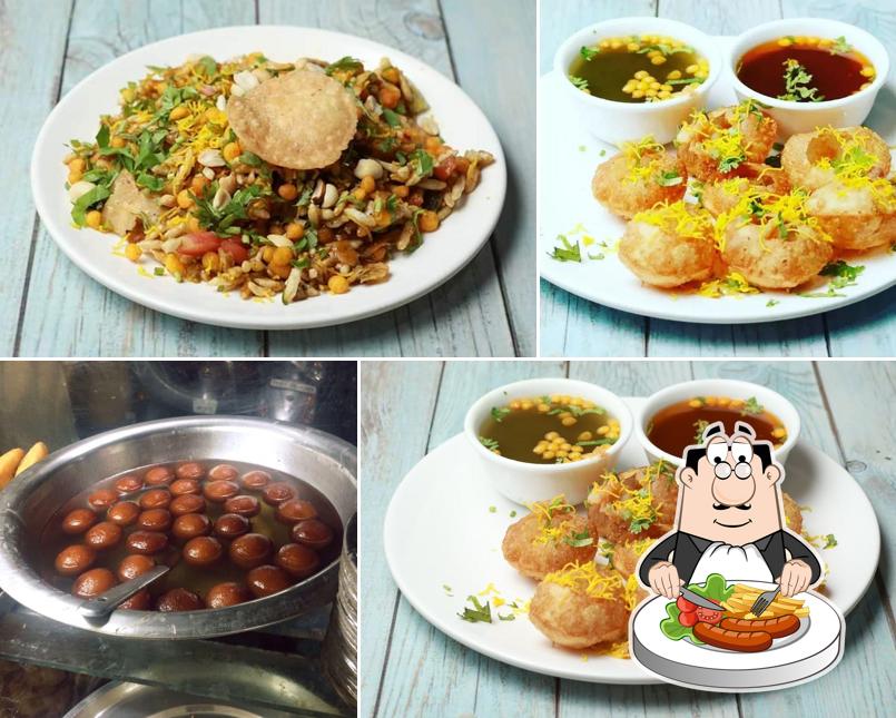 Food at MIRCHI CHAATS