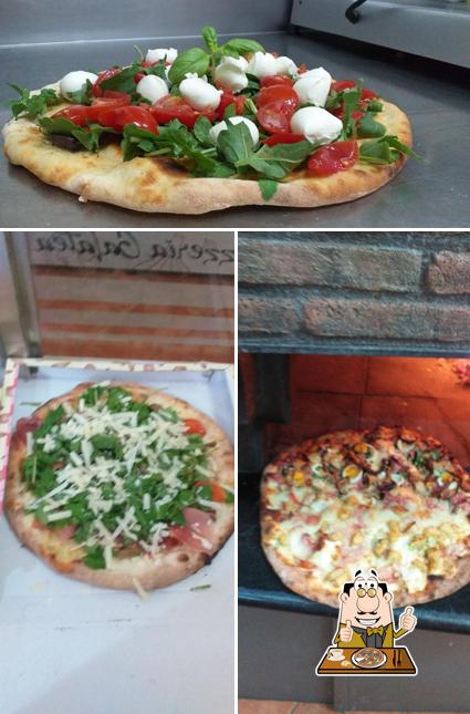 Prenditi una pizza a Pizzeria Galatea