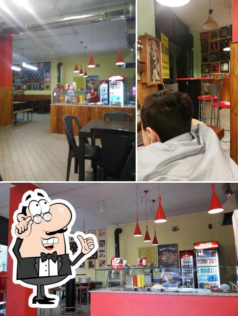 Gli interni di Pizzeria Pomodoro