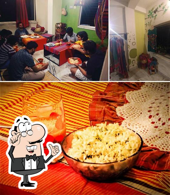 The picture of interior and food at Nickname Cafe'