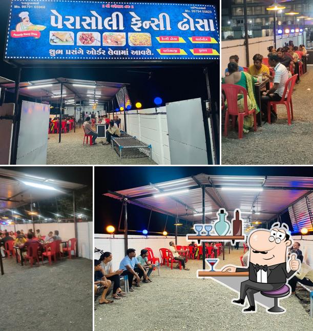 PARASOLLY FENCY DOSA