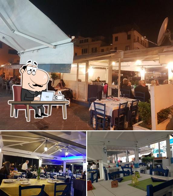 Dai un'occhiata agli interni di Pescato E Mangiato