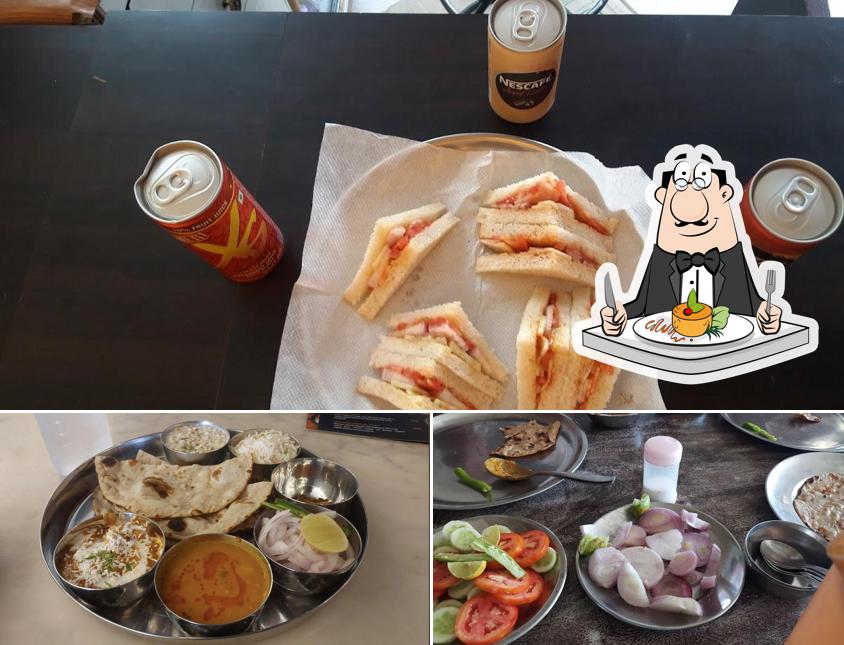 Food at Manwar Hotel and Restaurant