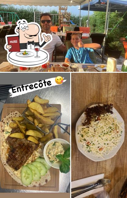 Bek's si caratterizza per la cibo e interni