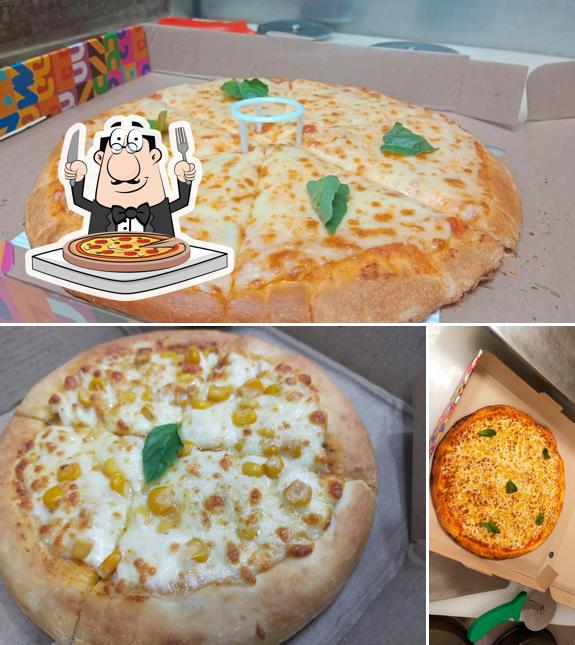 Try out pizza at Chicago Pizza Vaishali Best Pizza in Vaishali