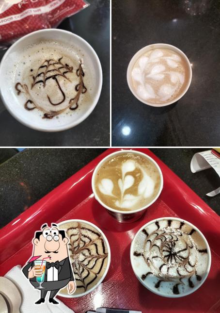Latte at Eat n' treat