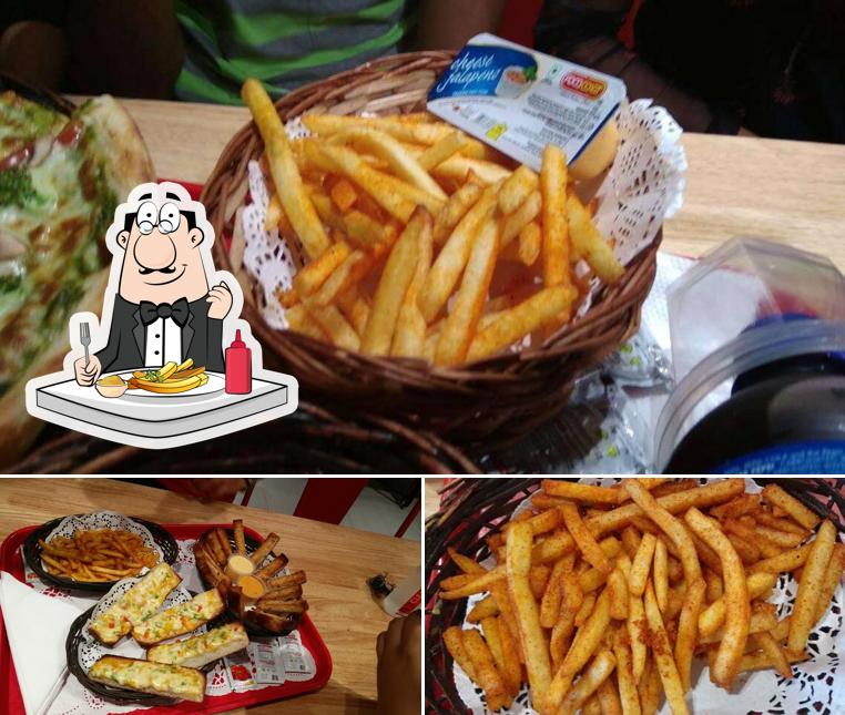 Order French fries at RP's Pizzeria Vijay Cross Road