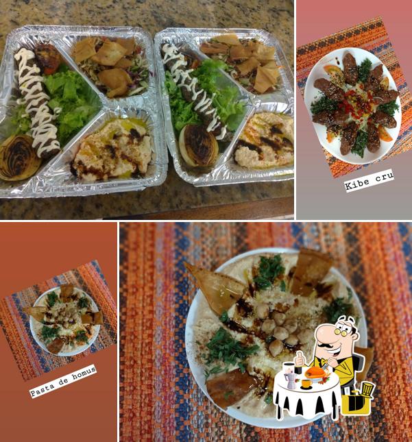 Platos en Eyas Comida Árabe