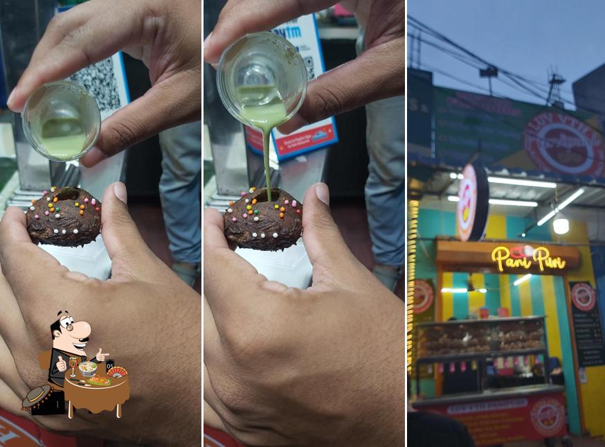 Food at Pani Puri shop