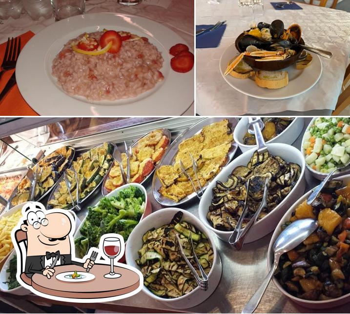 Platti al Ristorante Pizzeria GLU Mirage