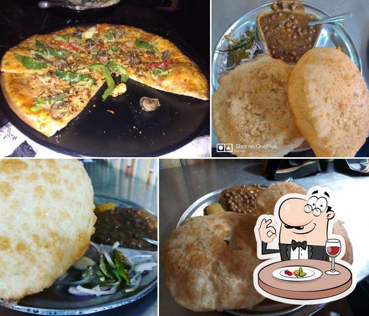 Food at Empire(Chole bhature)