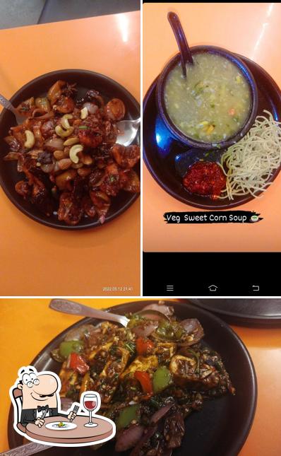 Food at Food Land Chinese Restaurant