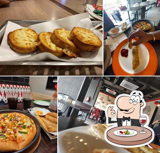 Food at Pizza Hut Gulbarga, Kalburgi