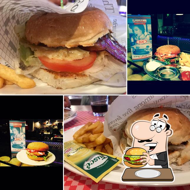 Prova un hamburger a Pizzeria Excalibur