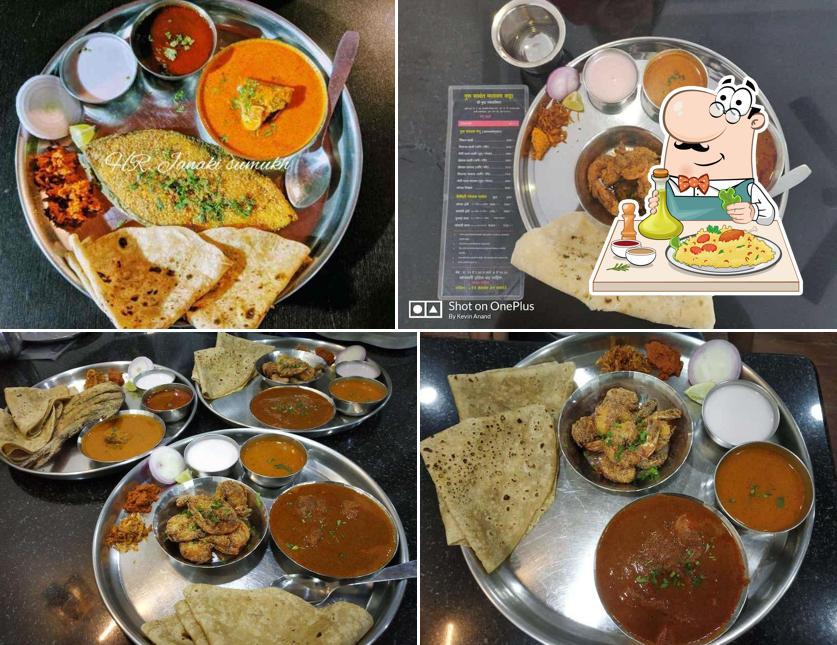 Food at Guru Sawant Malvan Katta - Karvenagar