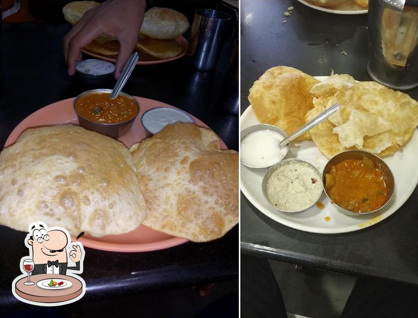 Food at Shastri Upahar