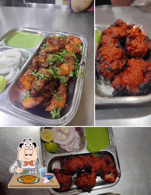 Chicken wings at Al Khalifa Chicken Food