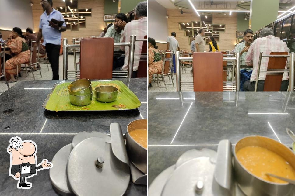 The interior of Salem Ravichandran Tiffin House Gandhipuram