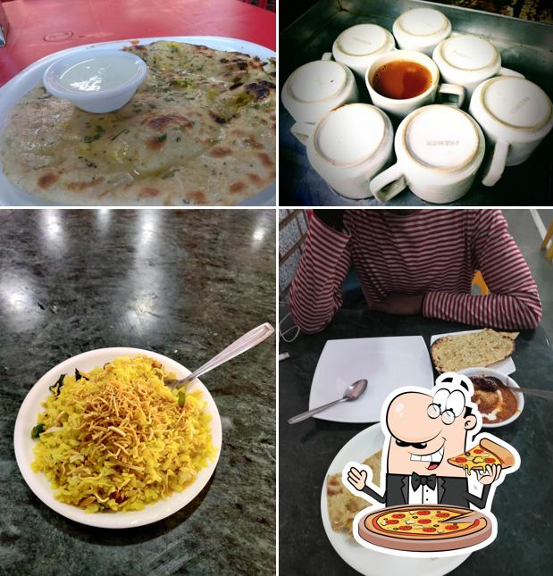Get pizza at Hotel Mangalmurti veg / non veg