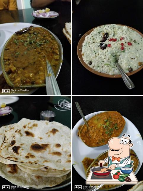 Chicken curry at Hotel Raj Palace(lodging.boarding& family Restaurant)