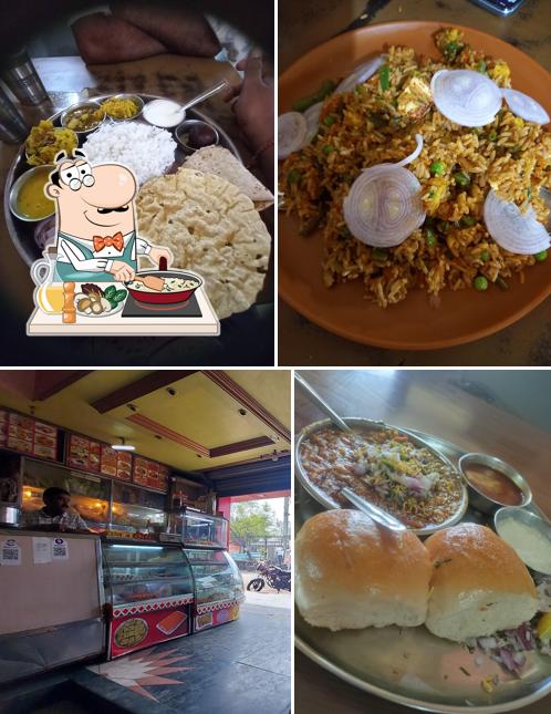 Fried rice at Anand Bhavan restorent & lodging