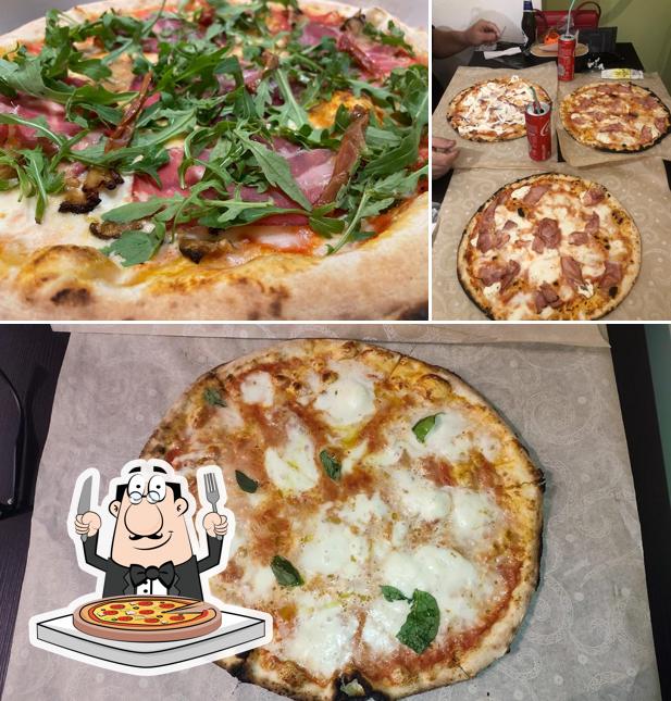 Scegli una pizza a Vatillum pizza e food