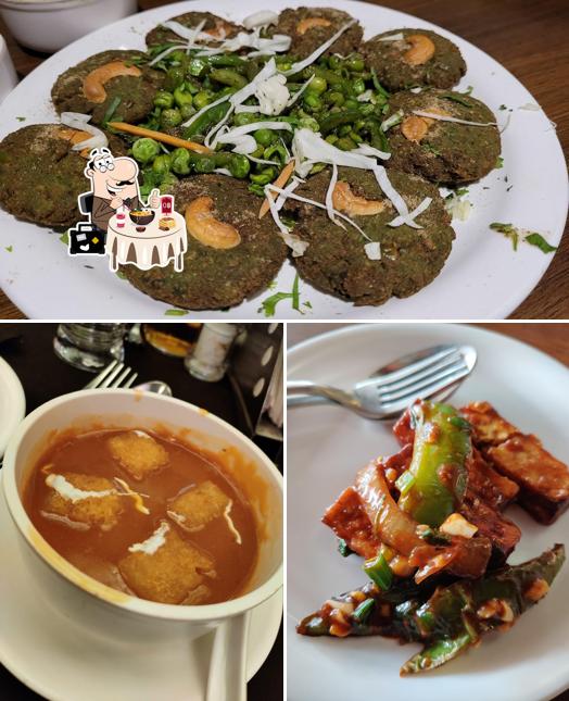 Food at Shabari Hotel