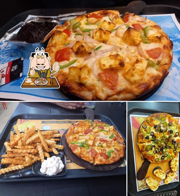 Try out pizza at One Bite Pizza Restaurant