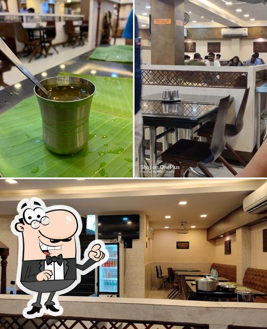 The interior of Erode Amman Mess (ஈரோடு அம்மன் மெஸ்)
