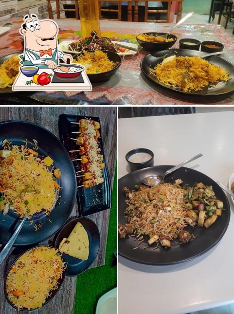 Paella at Hut Stuff