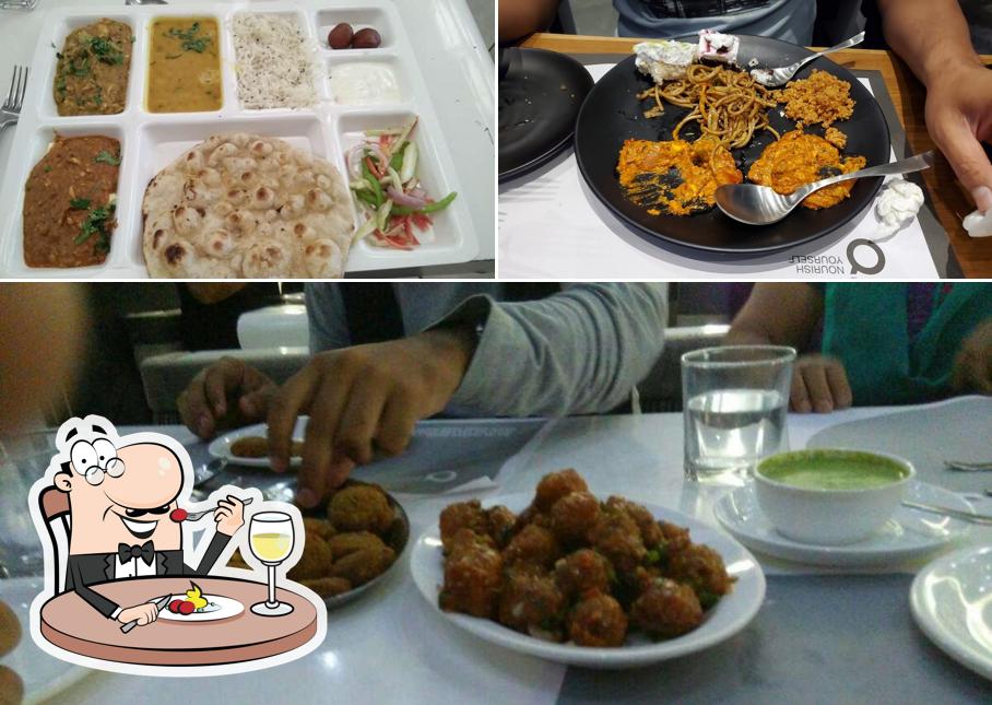 Meals at AlimentosBBQ