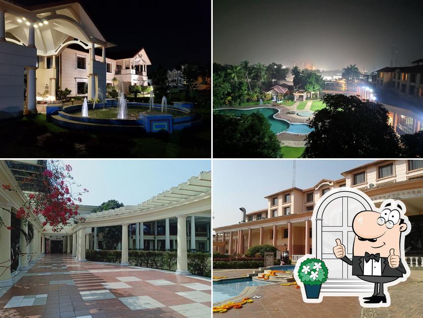 You can get some fresh air at the outside area of LAKE LAND COUNTRY CLUB