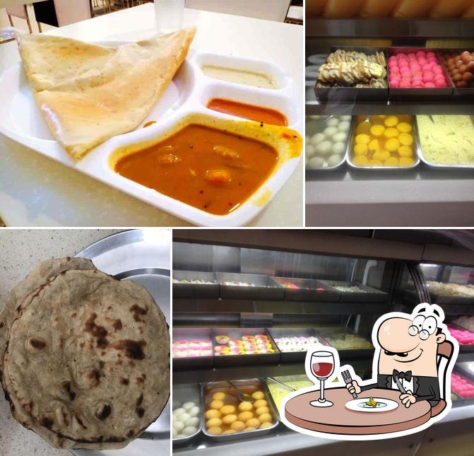 Food at 77 Dhaba & Sweets